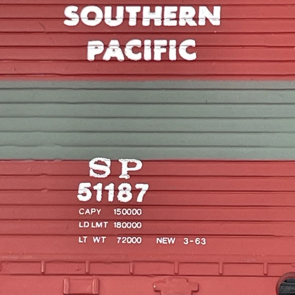 Bachmann HO 43-1001-A5 Dome Tank Car Union 76, 43-1011-07 So Pacific Box 2pc LOT